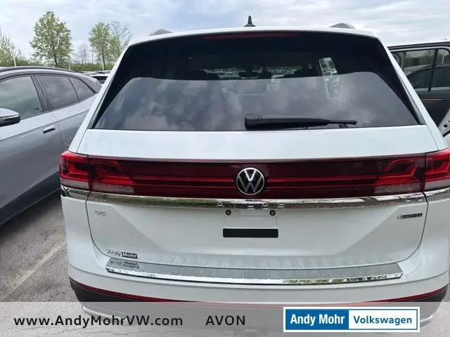 2026 Volkswagen Atlas SE with Technology