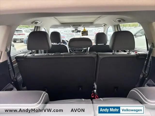 2026 Volkswagen Atlas SE with Technology