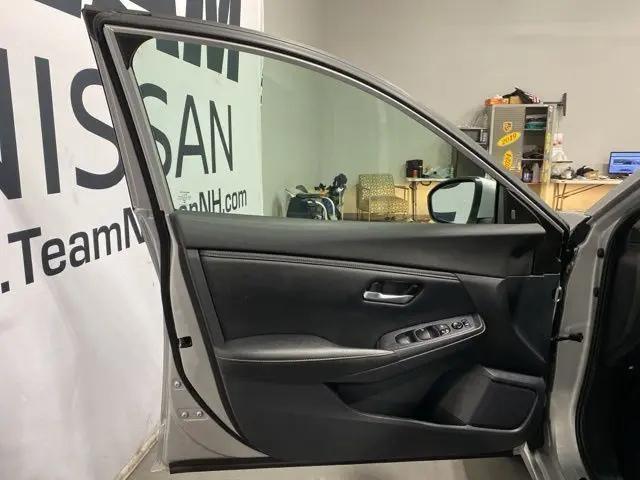 2023 Nissan Sentra SV Xtronic CVT