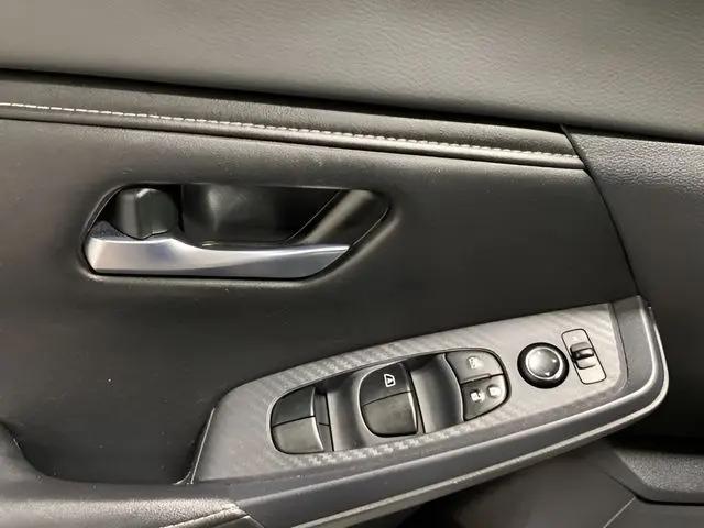2023 Nissan Sentra SV Xtronic CVT