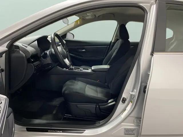 2023 Nissan Sentra SV Xtronic CVT