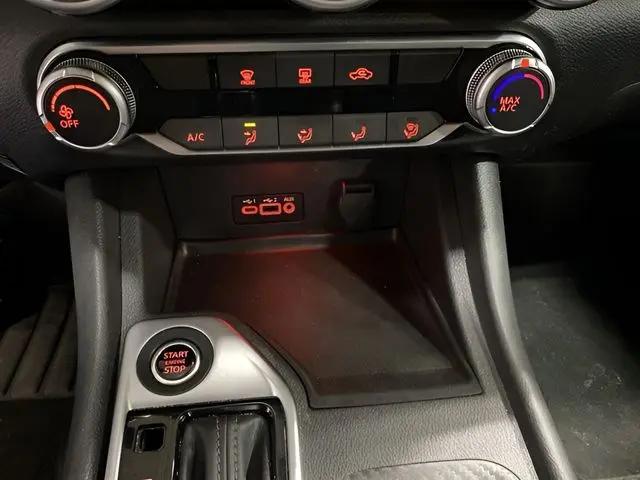 2023 Nissan Sentra SV Xtronic CVT