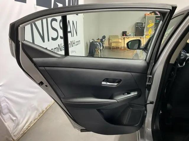 2023 Nissan Sentra SV Xtronic CVT