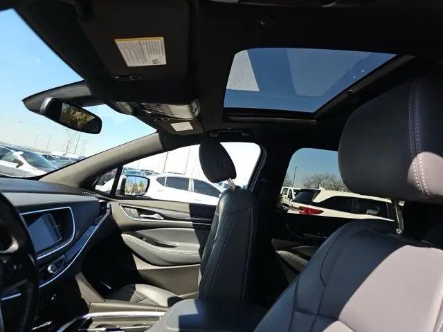 2023 Buick Enclave Essence AWD
