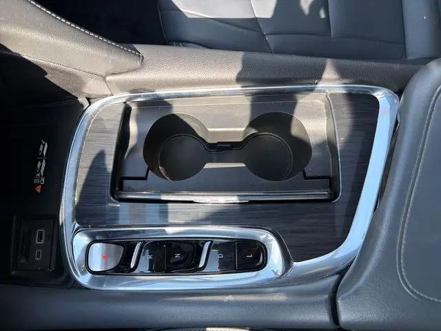 2023 Buick Enclave Essence AWD