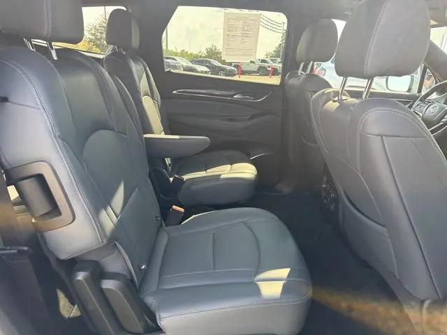 2023 Buick Enclave Essence AWD