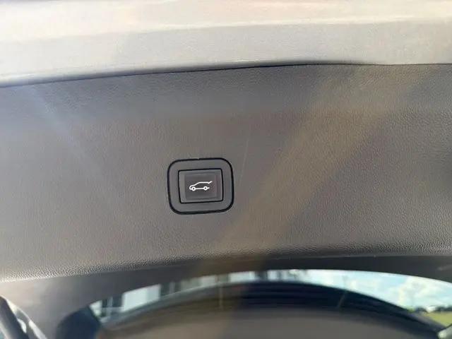 2023 Buick Enclave Essence AWD