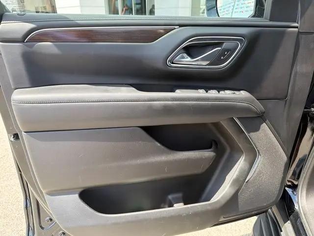 2023 GMC Yukon SLE