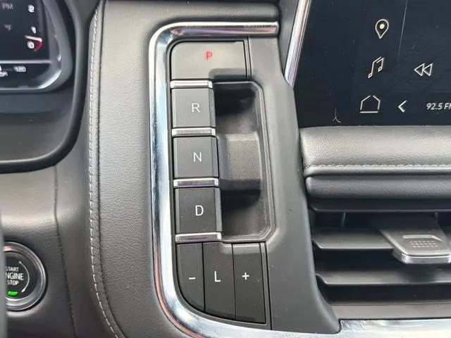 2023 GMC Yukon SLE