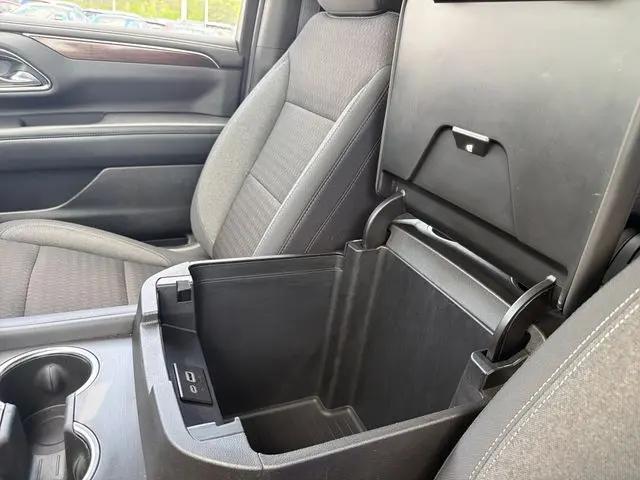 2023 GMC Yukon SLE