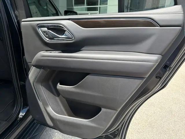 2023 GMC Yukon SLE