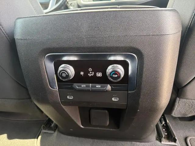 2023 GMC Yukon SLE