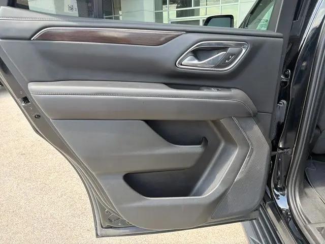 2023 GMC Yukon SLE