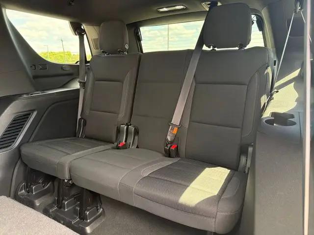 2023 GMC Yukon SLE