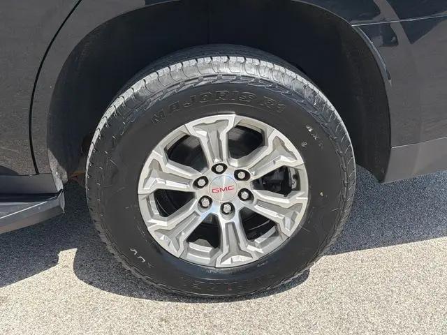 2023 GMC Yukon SLE
