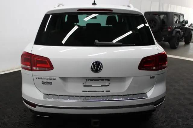2015 Volkswagen Touareg V6 Sport