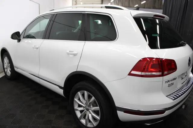 2015 Volkswagen Touareg V6 Sport