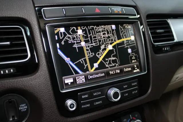 2015 Volkswagen Touareg V6 Sport