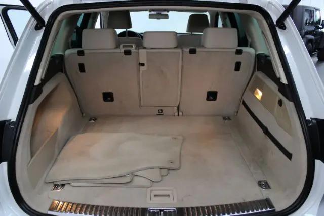 2015 Volkswagen Touareg V6 Sport