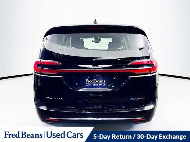 2023 Chrysler Pacifica Hybrid Limited