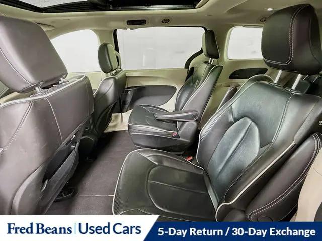 2023 Chrysler Pacifica Hybrid Limited