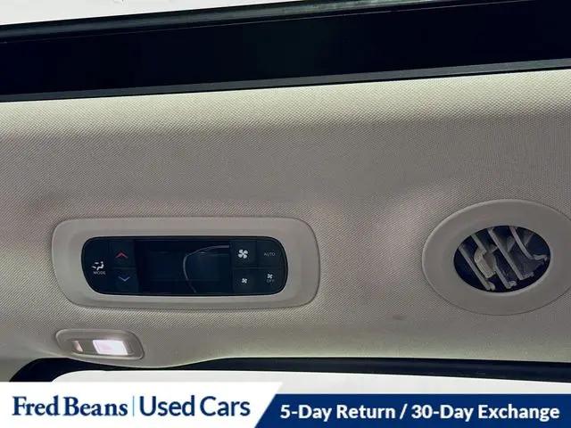 2023 Chrysler Pacifica Hybrid Limited