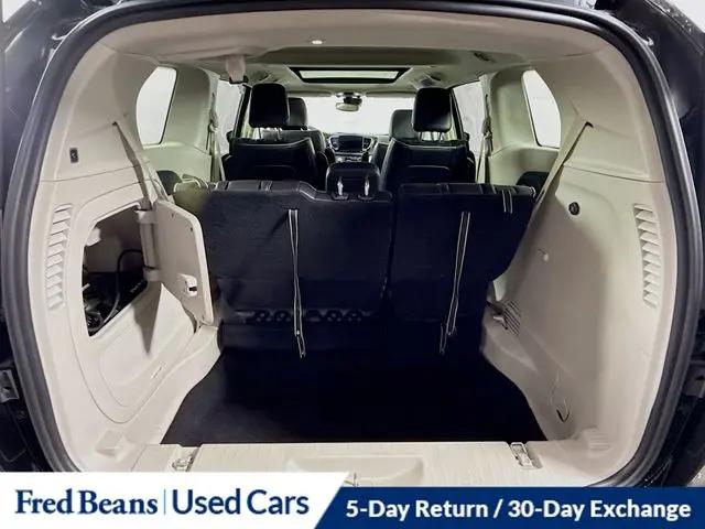 2023 Chrysler Pacifica Hybrid Limited
