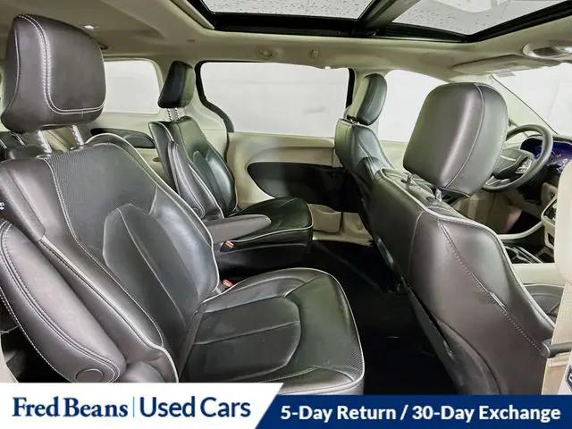 2023 Chrysler Pacifica Hybrid Limited