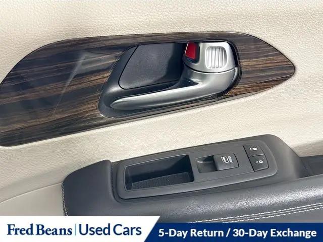 2023 Chrysler Pacifica Hybrid Limited