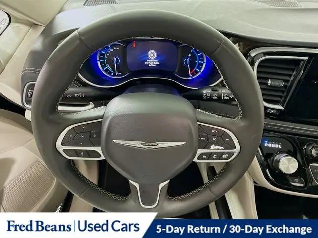 2023 Chrysler Pacifica Hybrid Limited