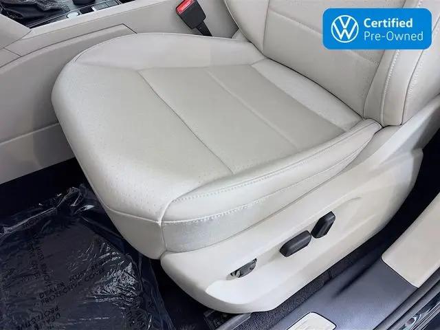 2022 Volkswagen Atlas 3.6L V6 SE w/Technology