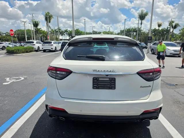 2023 Maserati Levante Modena