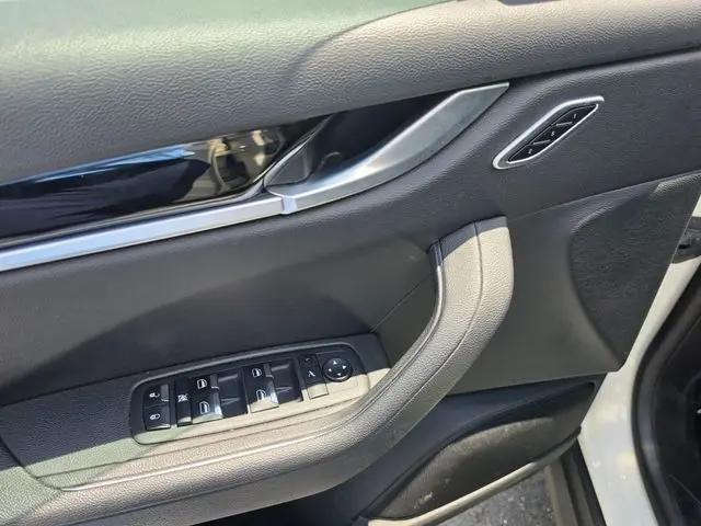 2023 Maserati Levante Modena