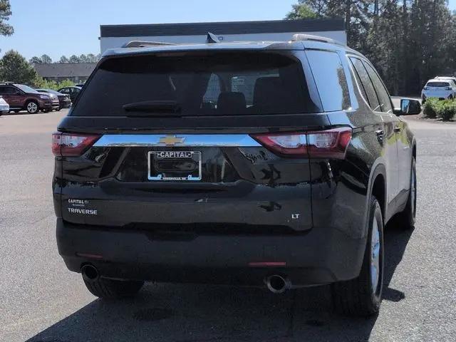 2021 Chevrolet Traverse FWD LT Leather