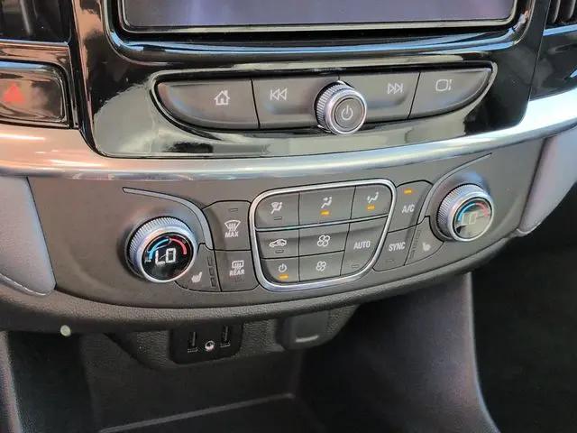 2021 Chevrolet Traverse FWD LT Leather