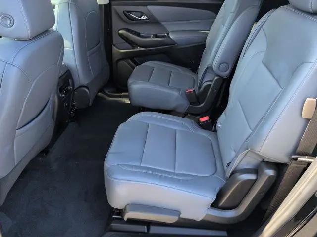 2021 Chevrolet Traverse FWD LT Leather