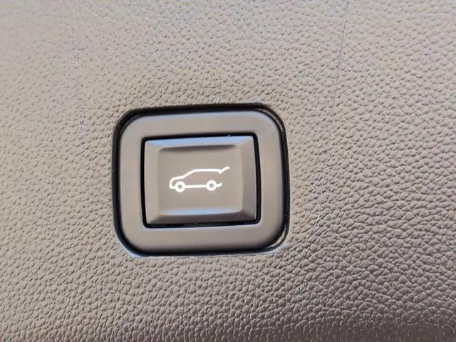 2021 Chevrolet Traverse FWD LT Leather