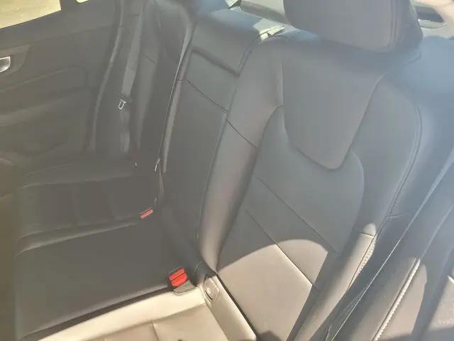 2024 Volvo S60 B5 Core Dark Theme