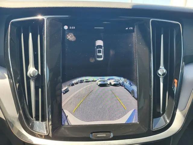 2024 Volvo S60 B5 Core Dark Theme