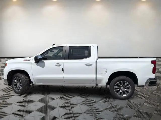2026 Chevrolet Silverado 1500 4WD Crew Cab Standard Bed LT