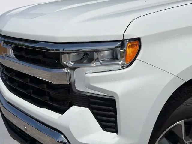 2026 Chevrolet Silverado 1500 4WD Crew Cab Standard Bed LT