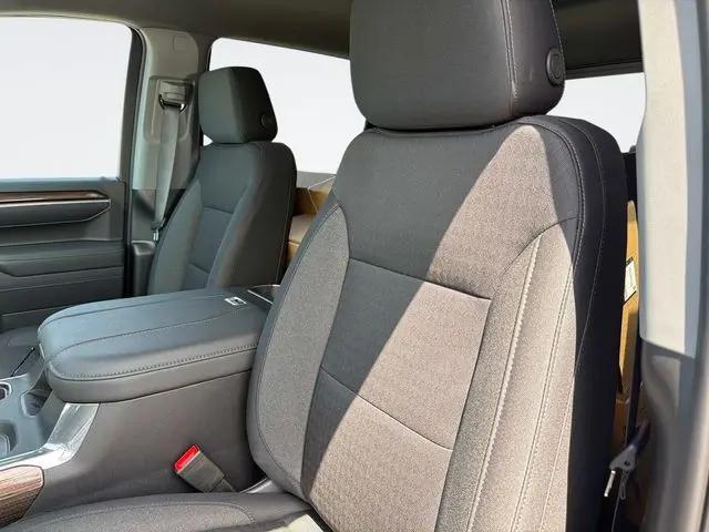 2026 Chevrolet Silverado 1500 4WD Crew Cab Standard Bed LT