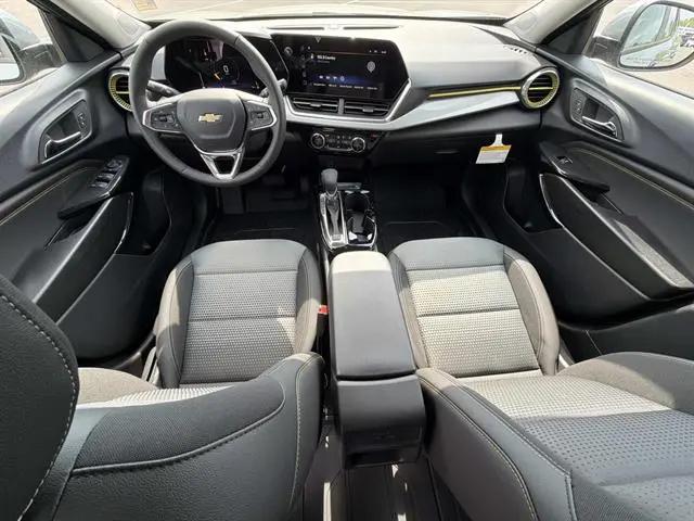2026 Chevrolet Trax FWD LT