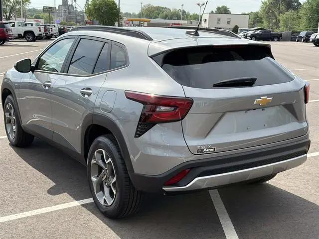 2026 Chevrolet Trax FWD LT