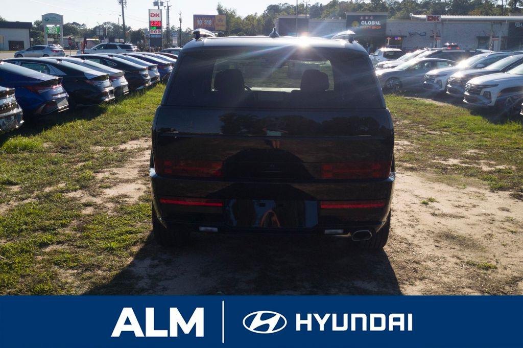 New 2026 Phantom Black HYUNDAI Calligraphy FWD image 7