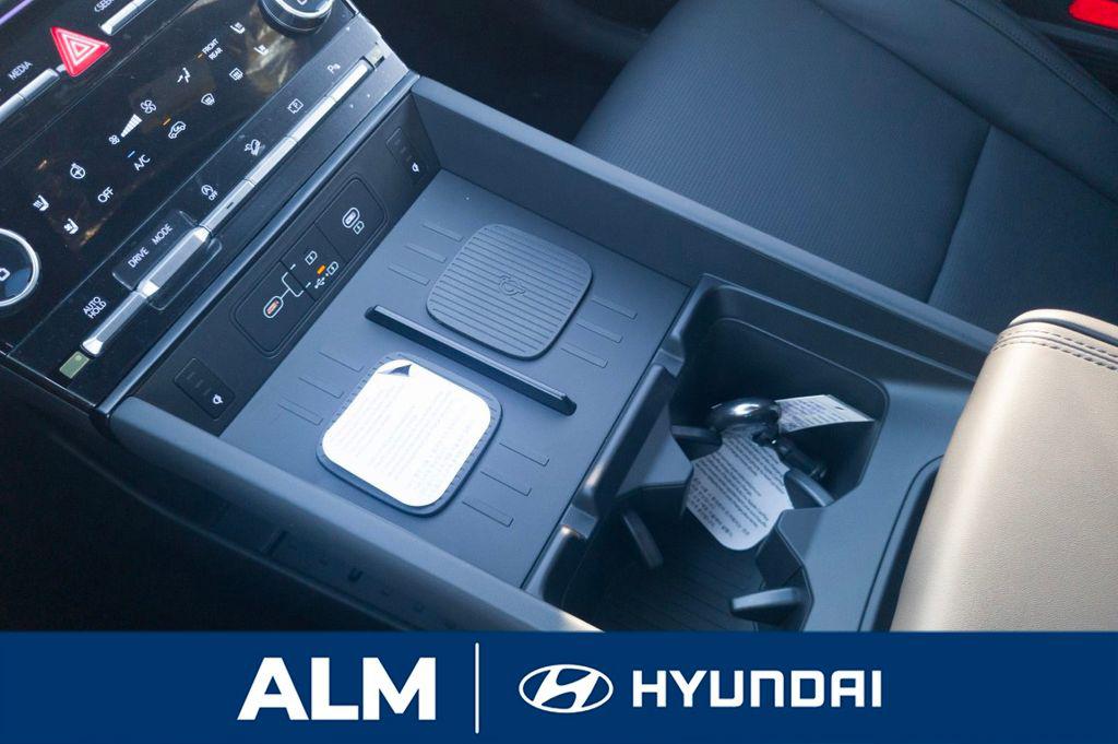 New 2026 Phantom Black HYUNDAI Calligraphy FWD image 25
