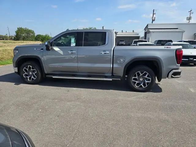 2026 GMC Sierra 1500 Crew Cab, Short Bed, SLT, 4WD