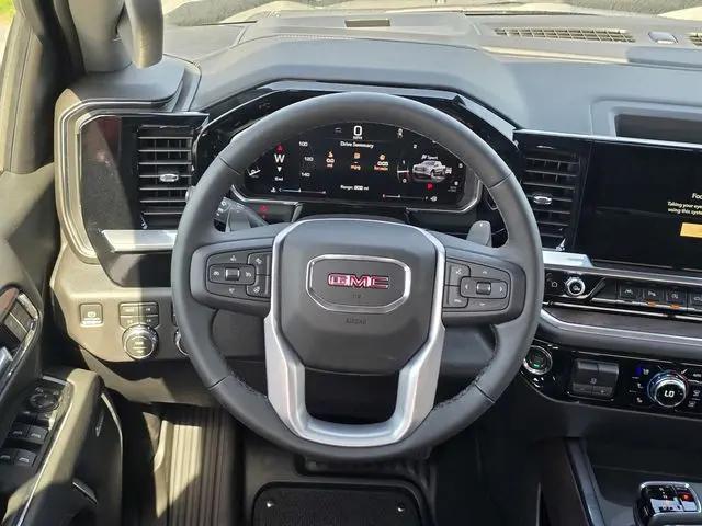 2026 GMC Sierra 1500 Crew Cab, Short Bed, SLT, 4WD