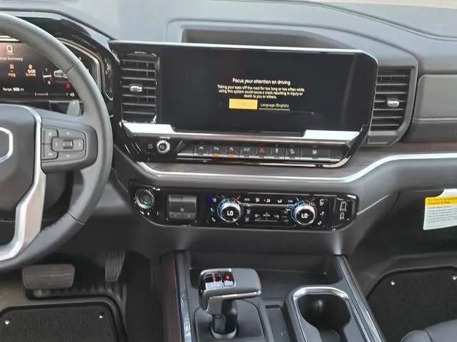2026 GMC Sierra 1500 Crew Cab, Short Bed, SLT, 4WD