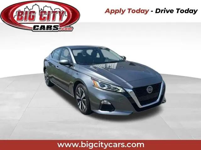 2021 Nissan Altima SV FWD for sale in Fort Wayne, IN